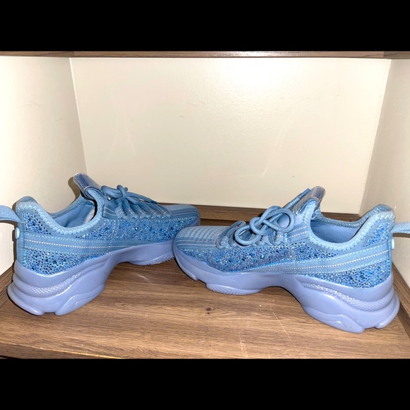 Steve Madden Blue Sneakers - Picture 2 of 7